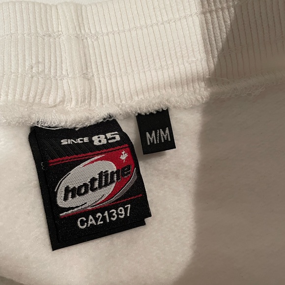 White cotton skirt with YU pink decal - Picture 5 of 5